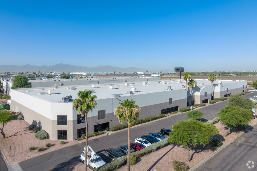Interstate Commons
Industrial Tenant Improvement
30,000 SF
Phoenix, Arizona